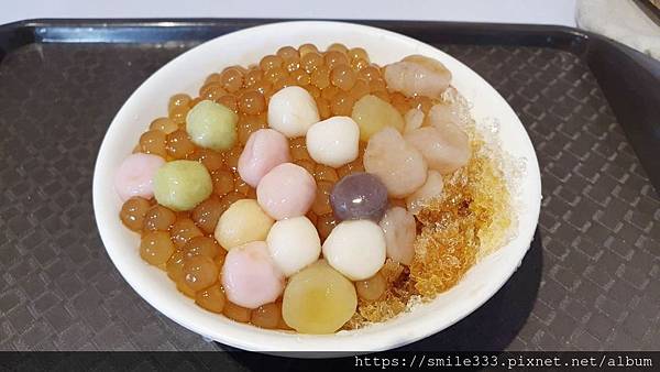 [食記] 高雄 糖圓圓 文化中心旁彩色湯圓 粉圓冰