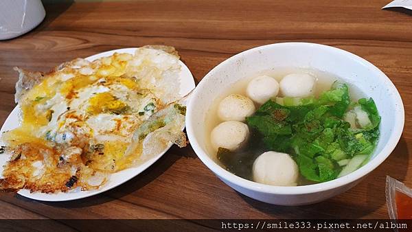 [食記] 高雄 奇奇蚵仔煎