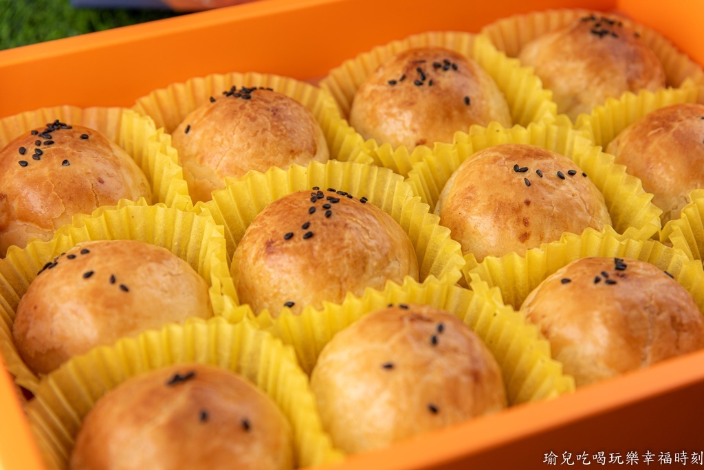 【食記❤彰化】鹿港在地人大推免排隊又超好吃的新口味蛋黃酥，少