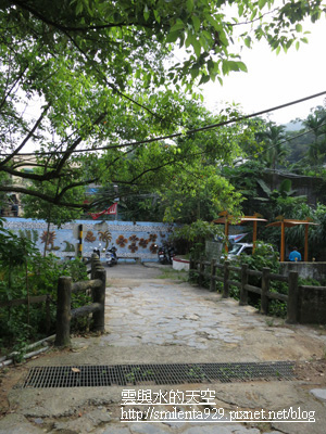 005.JPG