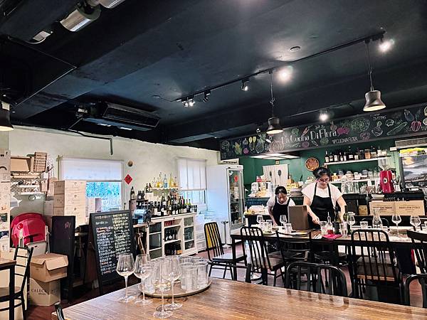 相片 8-10-25 14 37 19