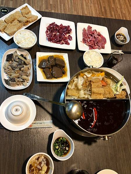 [食記][麻豆] 極牛溫體牛肉火鍋餐廳