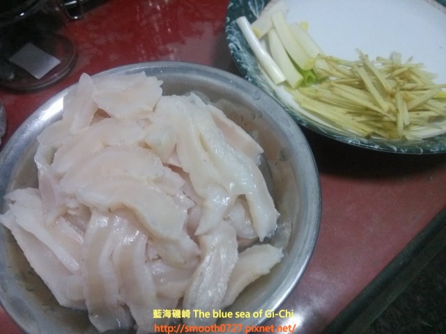 薑絲炒龍腸(曼波魚腸)