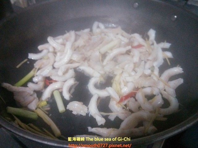 薑絲炒龍腸(曼波魚腸)