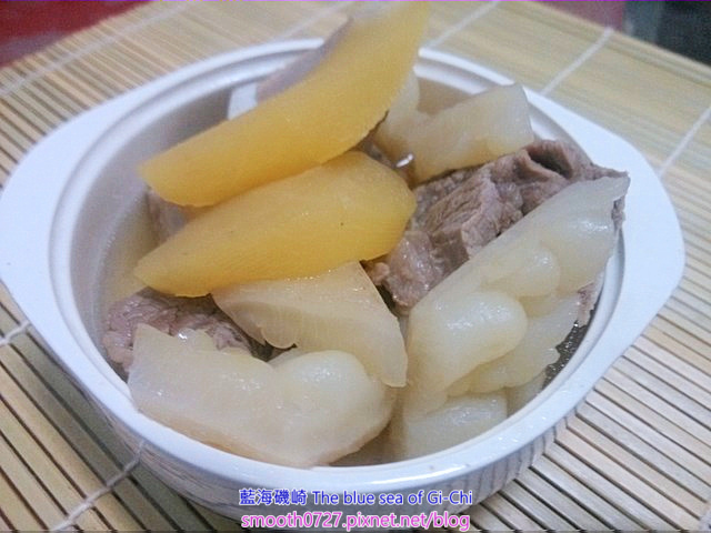 蘋果苦瓜排骨湯 蘋果苦瓜排骨湯