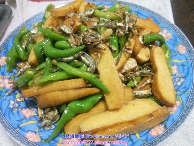 丁香豆乾炒青辣椒 丁香豆乾炒青辣椒