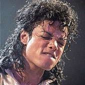 infamous-LIP-bite-michael-jackson-9202431-336-425