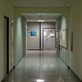 往生科系的走廊（查成績時最討厭經過這裡 XD）