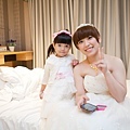 宜蘭新秘 怡靜 0939298857  (新娘秘書/宴會彩妝/整體造型/孕婦寫真/寶寶寫真/自助婚紗/婚紗攝影/婚禮紀錄) https://www.facebook.com/mvchen28 宜蘭婚攝 史努比 0932298857 http://www.snoopywedding.com/