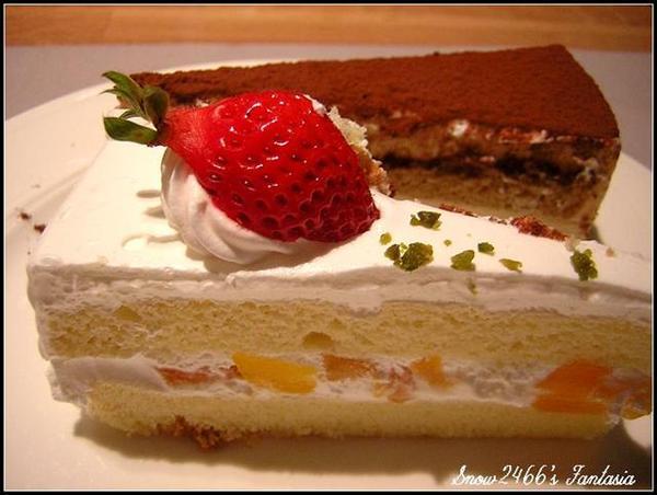 DSCN0196-草莓水果cake (Small).jpg