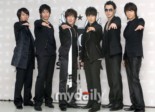 Shinhwa386.jpg Shinhwa386.jpg