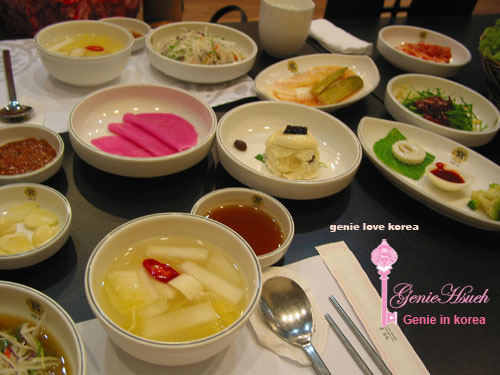 korean dinner.jpg