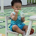 然後要喝點水