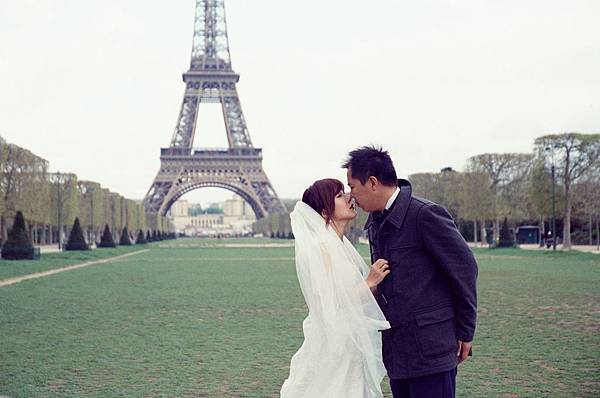 2016-04-16 巴黎鐵塔婚紗 001 Kodak 500T 自.jpg
