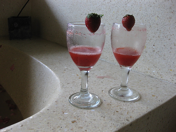 這草莓果汁超美味