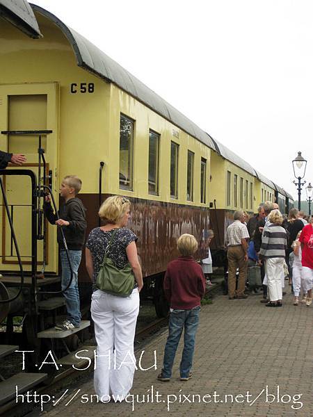 荷蘭‧Hoorn(荷恩)到Medemblik(梅德布雷克)蒸汽火車之旅