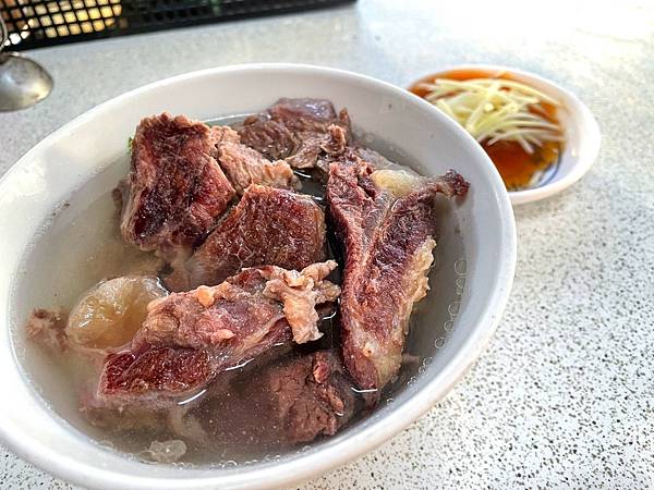 LINE_ALBUM_1110927阿牛牛肉湯_220927_4.jpg