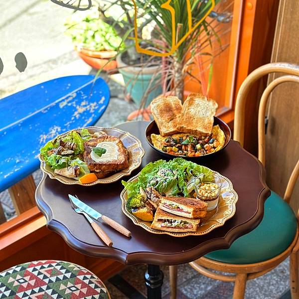 LINE_ALBUM_1131208 猫茉 Niau mor_241225_17.jpg