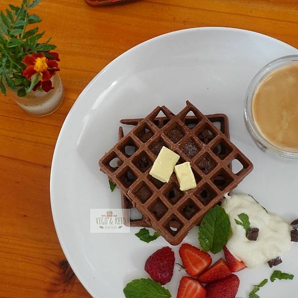 生酮巧克力格子鬆餅 椰子粉配方 Pinqueue