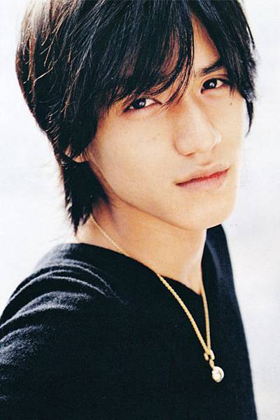 新垣結衣三圍 身高多少 男友是誰 十年如一日萌翻 月薪嬌妻 Momo的氣泡水 痞客邦