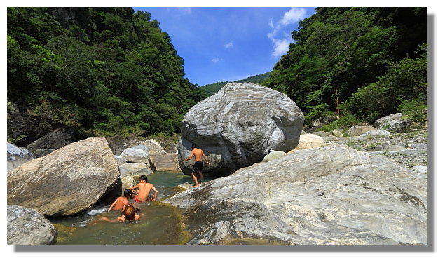 花蓮秀林鄉慕谷慕魚