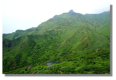 無耳茶壺山