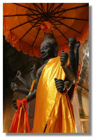 吳哥寺內的印度教神像
