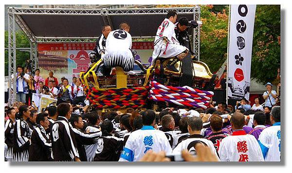 台北溫泉季日本撞神轎祭典