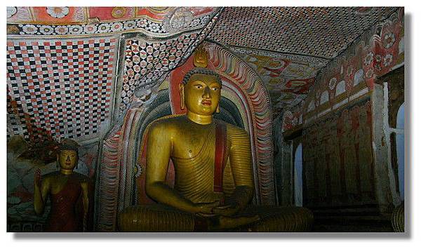 丹布拉石窟廟(Dambulla Cave Temples)