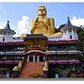 丹布拉金廟(Dambulla Golden Temple)