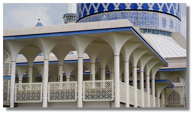 Masjid Sultan Salahuddin Abdul Aziz Shah(藍色清真寺) Masjid Sultan Salahuddin Abdul Aziz Shah(藍色清真寺)
