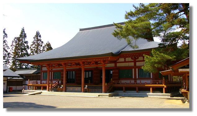 平泉毛越寺本堂