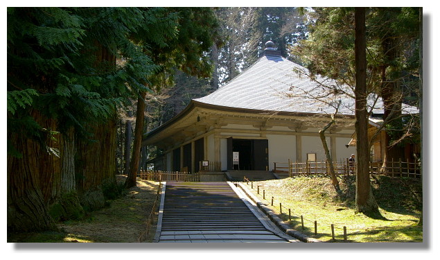 平泉中尊寺金色堂 平泉中尊寺金色堂