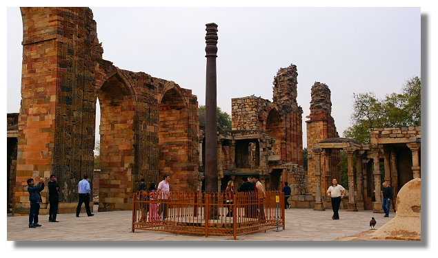 古德卜尖塔(Qutb Minar)