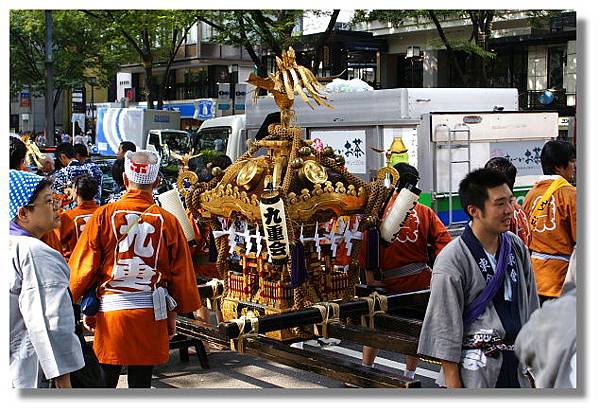 日本街頭祭典遊行