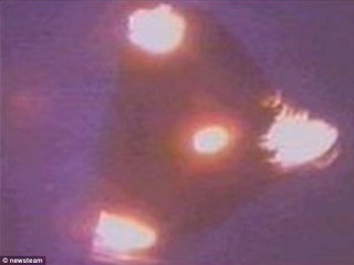 英國 玉米片 UFO - Dudley Dorito 英國 玉米片 UFO1.jpg