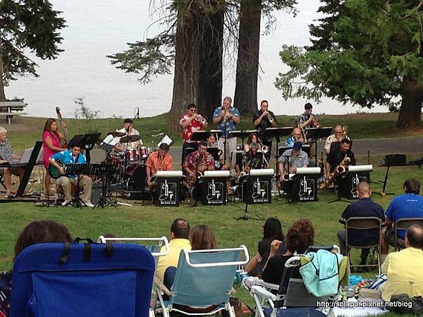 Big Band Jazz in the Park (4)