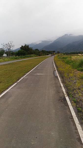 快到終點，但也快下雨了。