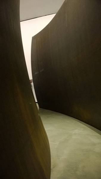 277 150523 Bilbao-Museo Guggenheim Bilbao-The Matter of Time by Richard Serra.jpg