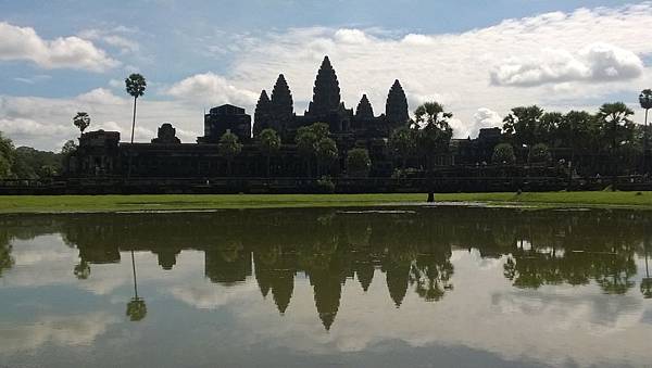 140 161015 Angkor Wat.jpg