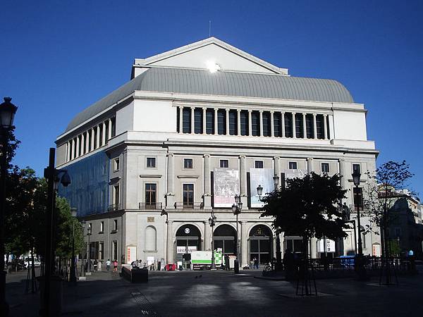 008 150516 Madrid-Opera.JPG