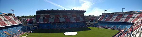 130 150517 Madrid-Estadio Vicente Calderon.jpg
