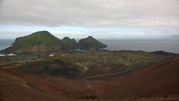 088 160613 Vestmannaeyjar-Eldfell.jpg