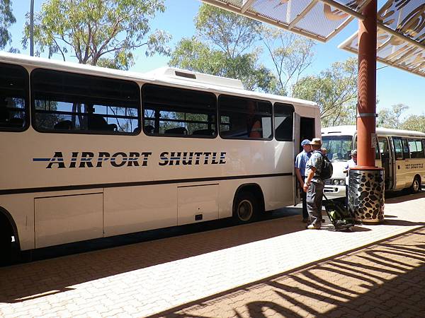 012 160909 Alice Springs Airport.JPG