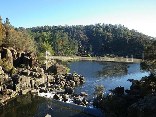 089 180404  Launceston-Cataract Gorge.JPG