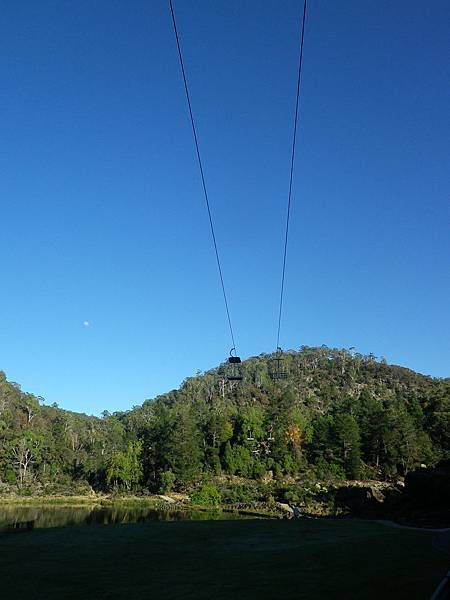 117 180404  Launceston-Cataract Gorge-First Basin.JPG