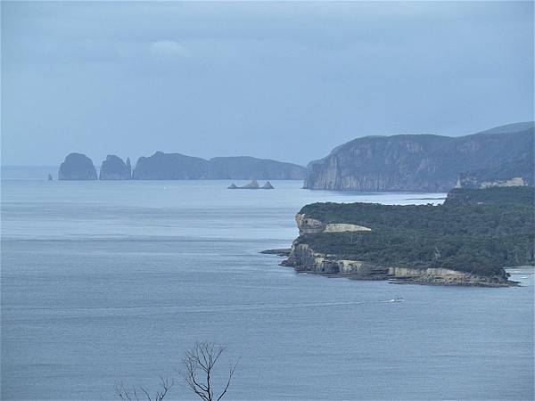 054A 180406 Tasman NP Lookout.jpg