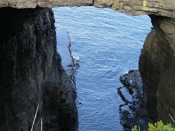 241 180406 Tasman Arch.JPG