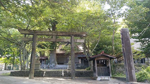 116 180826 精進湖-諏訪神社.jpg