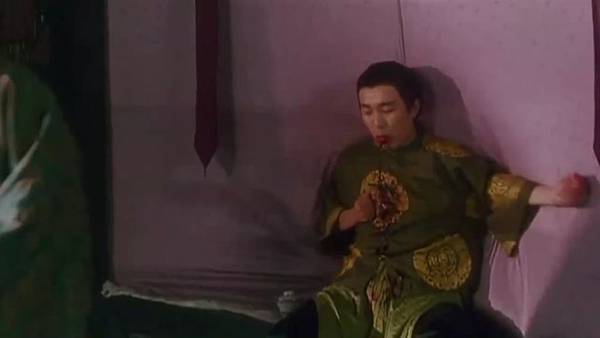 搥胸吐血
